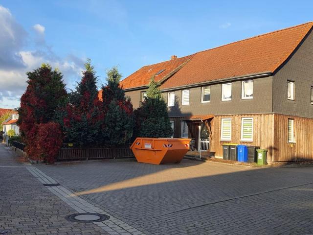 Dreifamilienhaus mit Ausbaureserve in Diekholzen