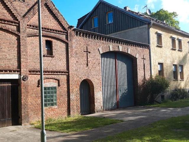 Dreiseitenhof 3400m2