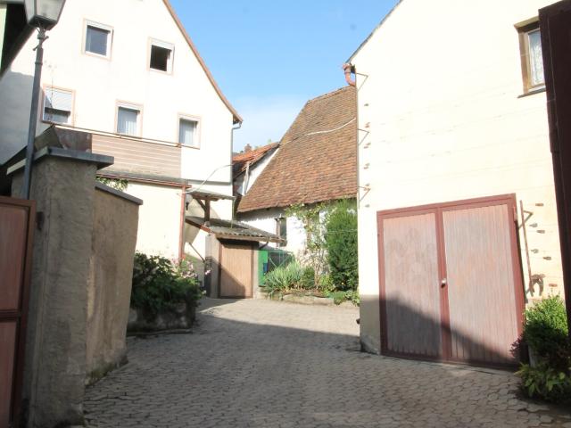 Dreiseithof im idyllischen Weinort Erlabrunn am Main