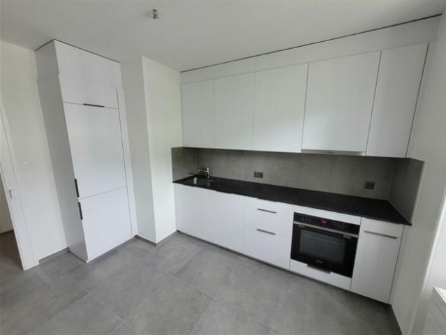 Dreizimmerwohnung komplett renoviert