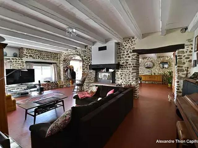Druillat 01160 Achat / Vente maison 8 pièces t8 piscine jardin