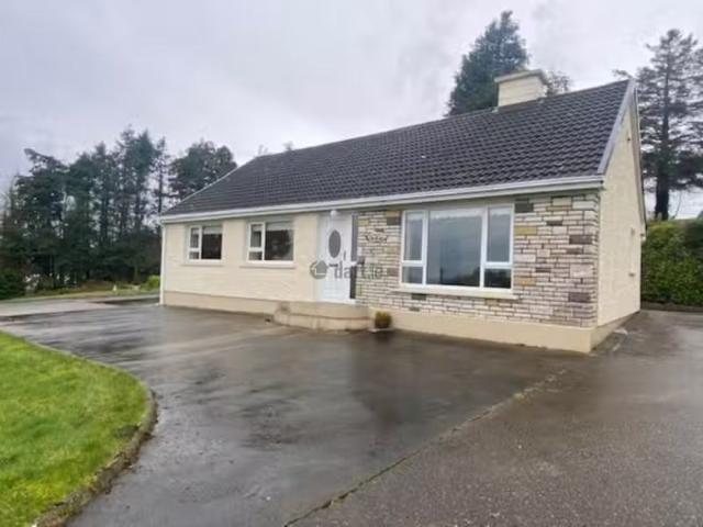 Drumboe, Stranorlar, Co. Donegal is for rent