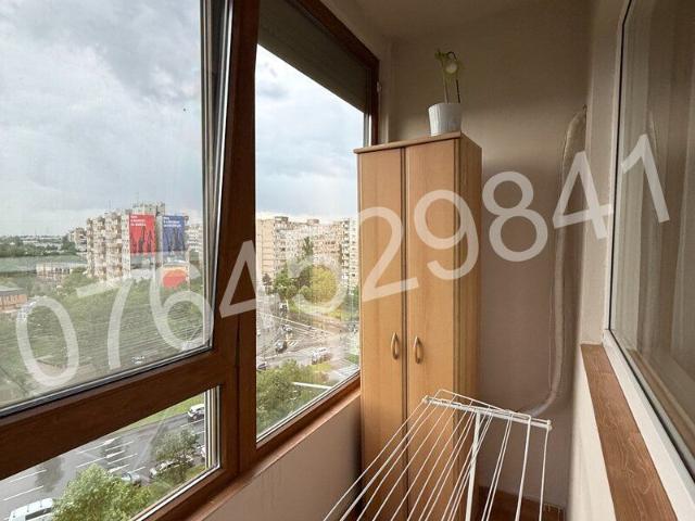 Drumul Taberei 77B, chiar la gura de metrou Constantin Brancusi