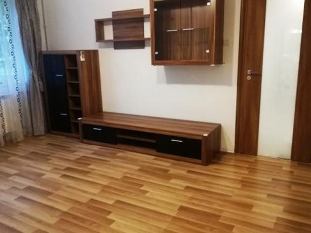 Drumul taberei parc moghioros 3 camere de inchiriat