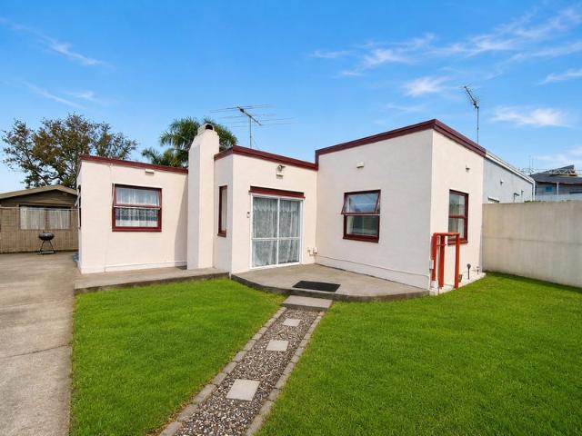 drury, 2 bedrooms
