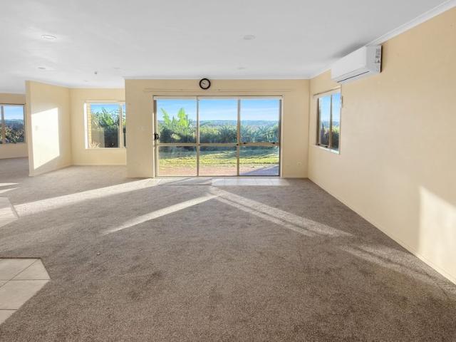 DRURY Spacious Family Living – 5 Bedrooms+Study+Triple Garage