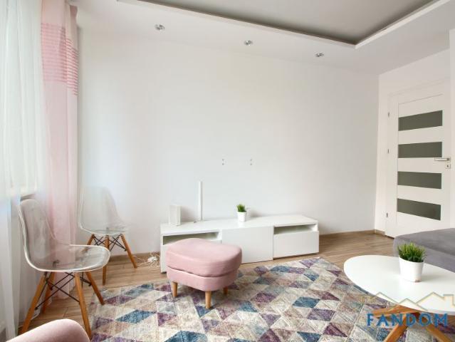 Dwa OSOBNE Pokoje + BALKON – ul. Sportowa