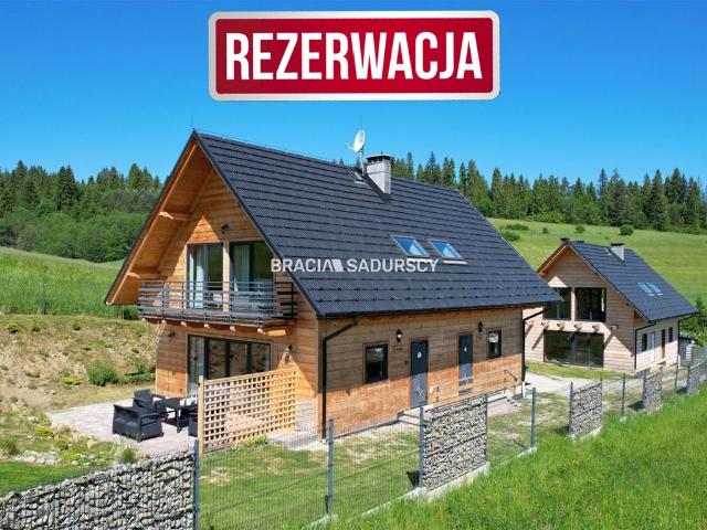 Dwa nowoczesne domy z 4 lokalami, widokowa działka
