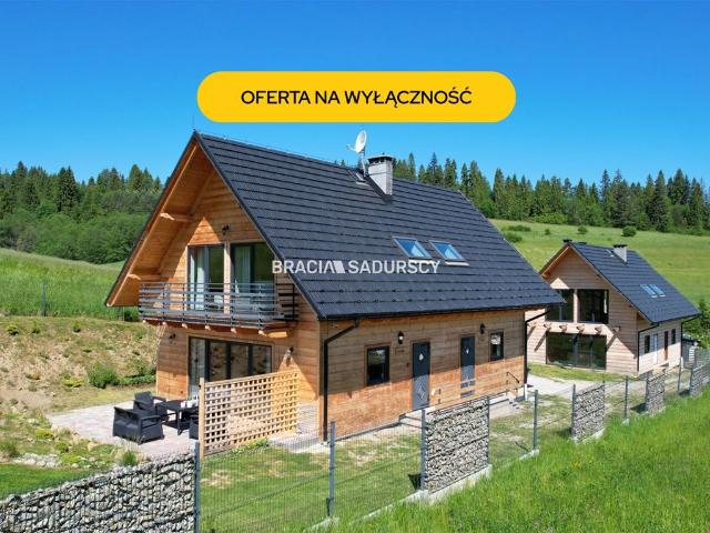 Dwa nowoczesne domy z 4 mieszkaniami, widokowa działka