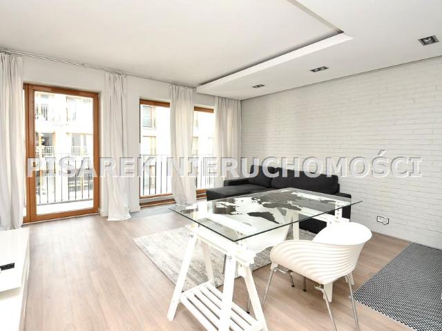 Dwa pokoje, Apartament przy Nowym Świecie ul. Górskiego, Warszawa, Centrum