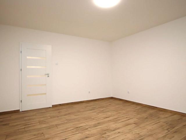 Dwa pokoje z osobną kuchnią po generalnym remoncie 58.65 m²