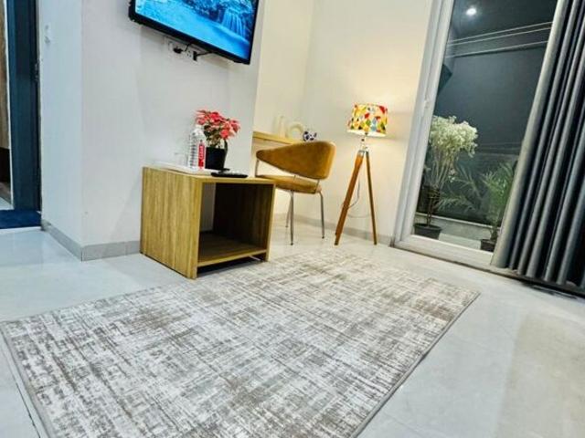 Dwarka, 3 Bedroom 2000 Sq.Ft. Apartment in Dwarka Delhi Listing ID: #10018