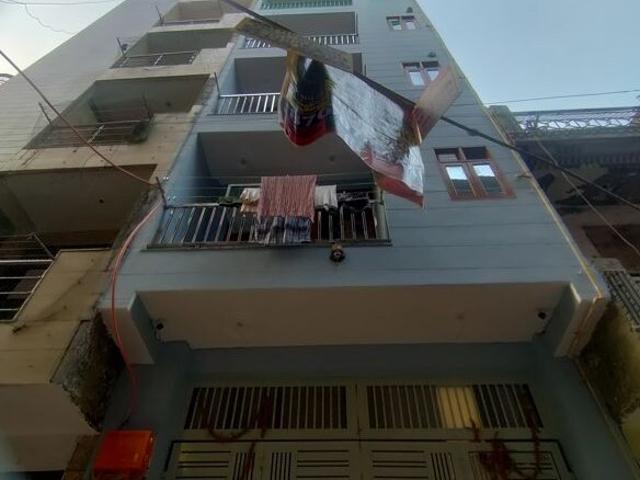 Dwarka Mor, Nawada 2 Bedroom 60 Sq. Yd. Builder Floor in Dwarka Mor Delhi Listing ID: #10362