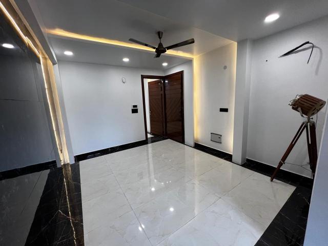 Dwarkadheesh Apartment 3 Bedroom 1750 Sq. Ft. Apartment in Sector 12 Dwarka Delhi Listing ID: #10371