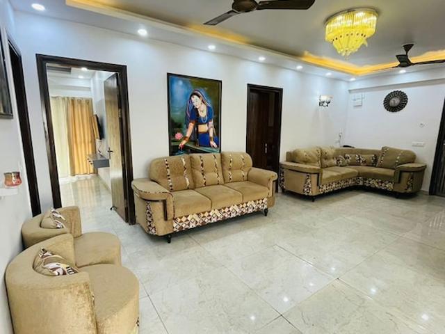 Dwarika Raj Garden City 4 Bedroom 240 Sq. Yd. Apartment in Raj Nagar Extension Ghaziabad Listing ID: #10201