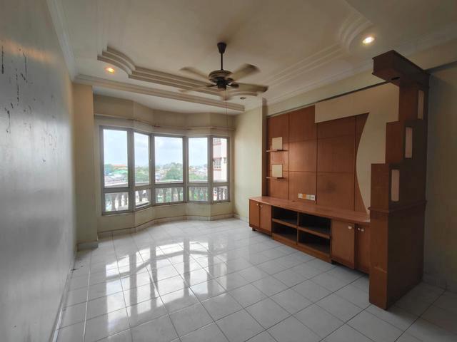 Dwi Mahkota 4 Bedroom Near Tampoi