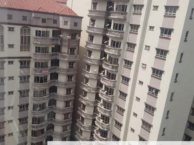 Dwi Mahkota Condominium