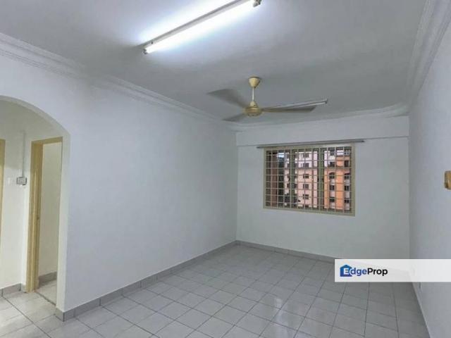 Dwi Mahkota Condominium
