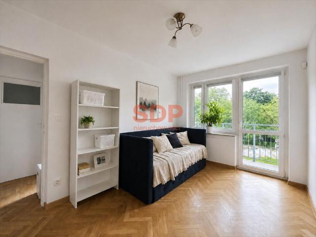 Dwupokojowe mieszkanie z balkonem, blisko rynku Wrocław