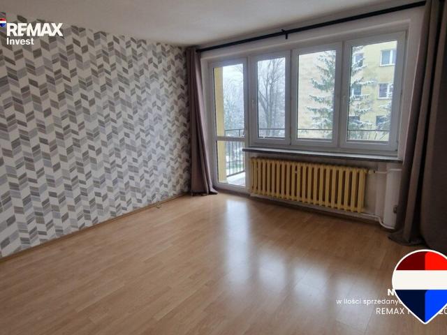 Dwupokojowe mieszkanie z balkonem i piwnicą w centrum Bielska