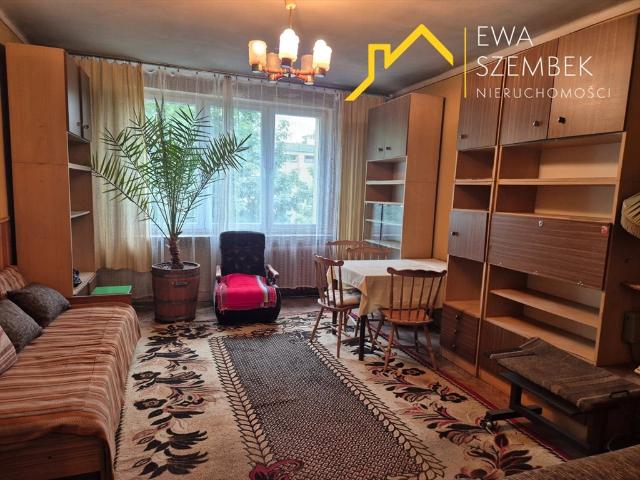 Dwupokojowe mieszkanie z potencjałem, balkon i piwnica
