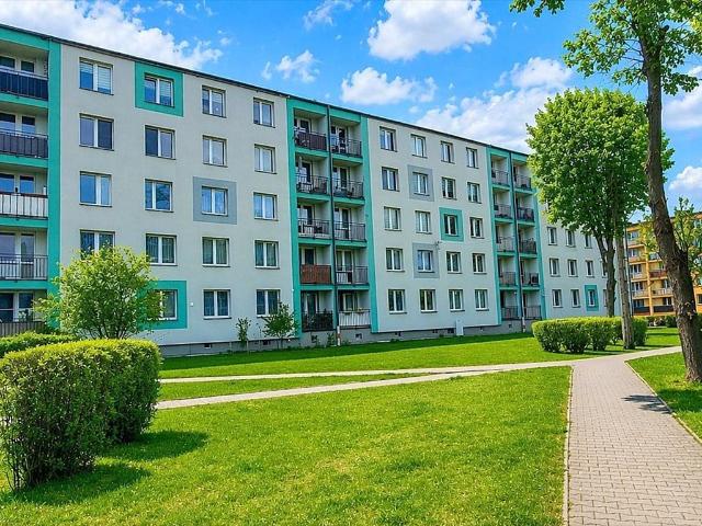 Dwupokojowe 46 m² z jasną kuchnią, ciepłe i zadbane