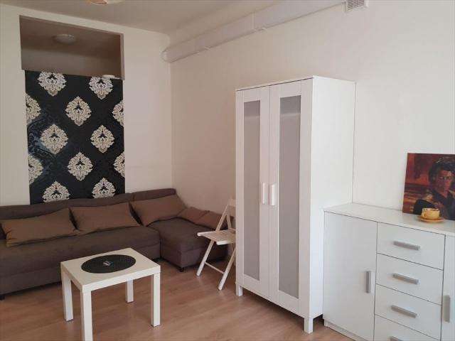 Dwupokojowe mieszkanie 40 m2 na Bielanach, blisko metra