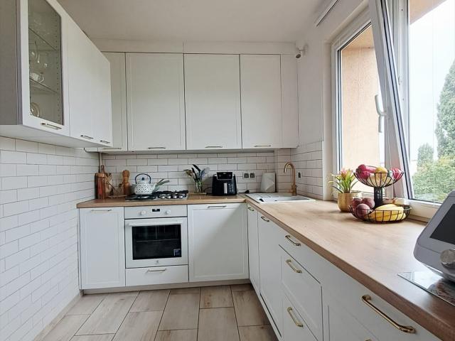 Dwupokojowe mieszkanie 55 m² z balkonem i garażem w Kaliszu