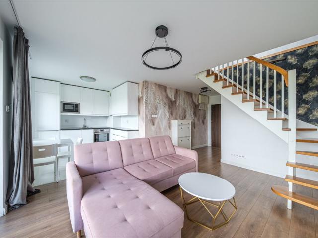 Dwupoziomowe 59,5 m² balkon, komórka, gotowe do wprowadzenia