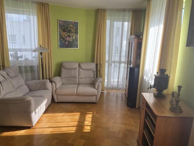 Dwupoziomowe 88m2 z balkonem i tarasem, blisko komunikacji