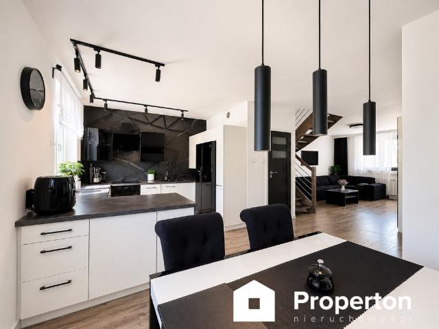 Dwupoziomowe 98 m² z balkonem i garderobą