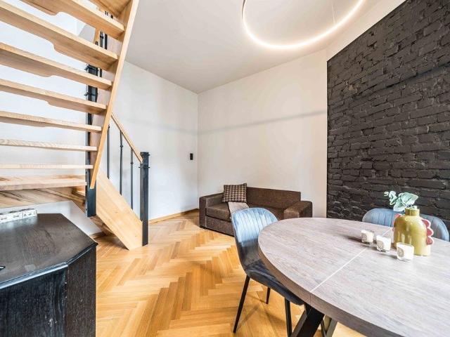 Dwupoziomowe loft kamienica Jeżyce