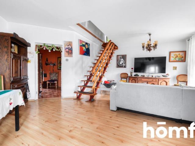 Dwupoziomowe 100m2 z panoramicznym widokiem na las