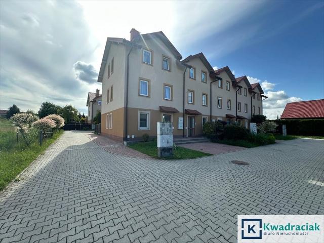 Dwupoziomowe mieszkanie z ogródkiem i balkonem w Rzeszowie