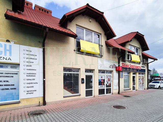 Dwupoziomowy lokal komercyjny 100m2 z parkingiem