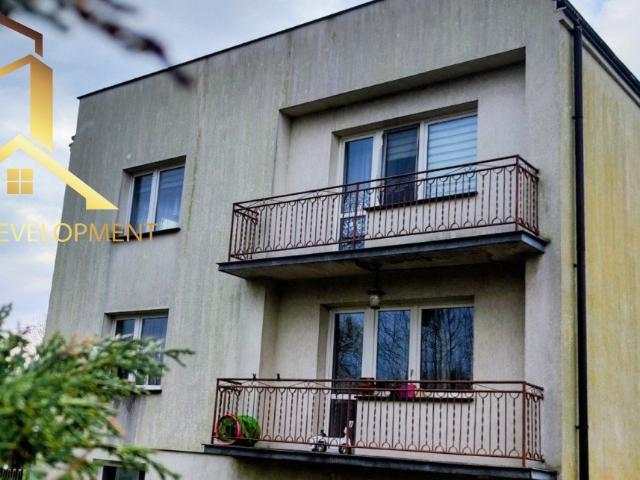 Dwurodzinny dom z piwnicą i możliwością powiększenia areału