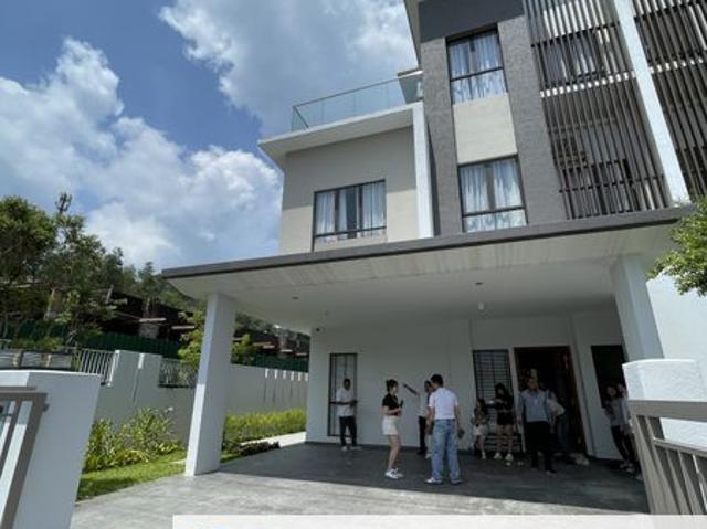 D'Templer Hilltop Residences