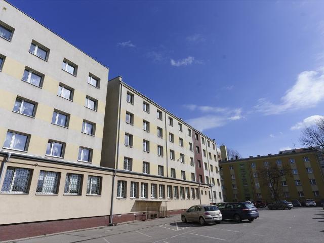 Duży obiekt 1624 m2 z parkingiem, światłowód, blisko centrum