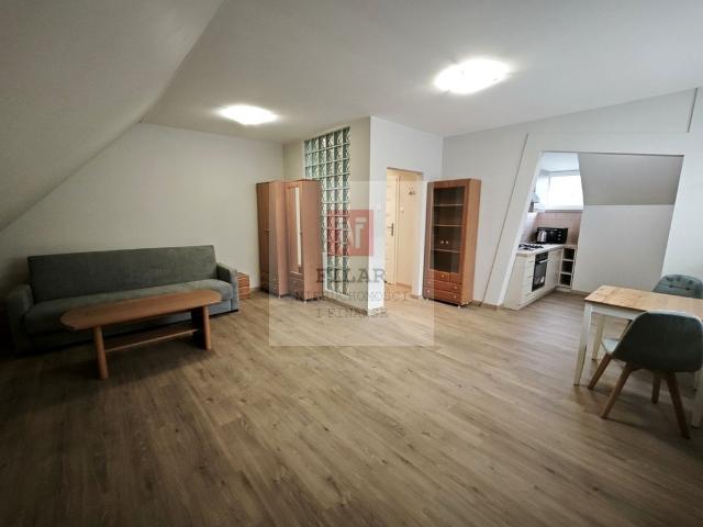 Duża, jasna kawalerka na wynajem, Stare Miasto Szczecin