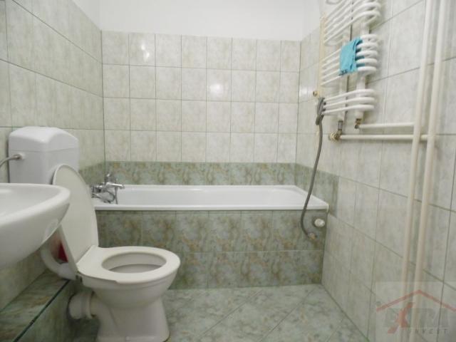 Duża kawalerka z balkonem do wynajmu 440224