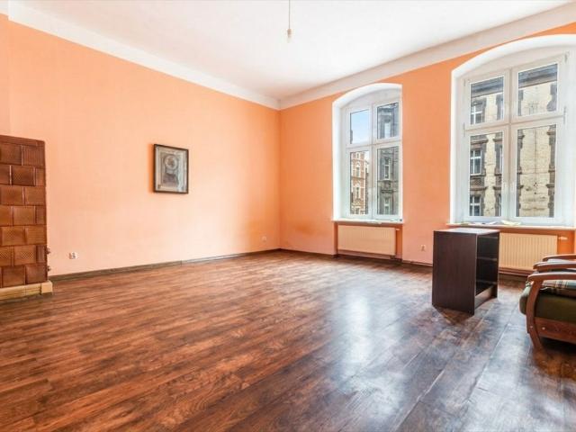 Duże 107 m2 do własnej aranżacji, centrum Zabrza