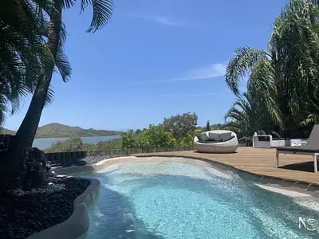 Dumbéa 98835 Achat / Vente maison 4 pièces t4 piscine terrasse