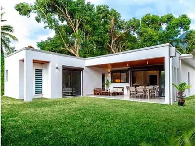 Dumbéa 98835 Achat / Vente maison 5 pièces t5 terrasse