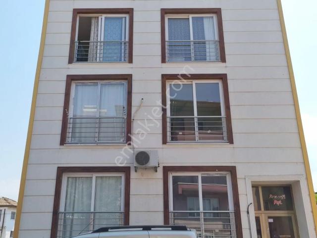 Dumlupınar Mah.'de Hürriyet Cd. Yakın 2+1 Kiralık Eşyalı Dubleks Daire
