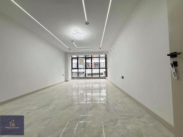 Dumlupınar Caddesi Yakını 160m2 Lüks 3+1