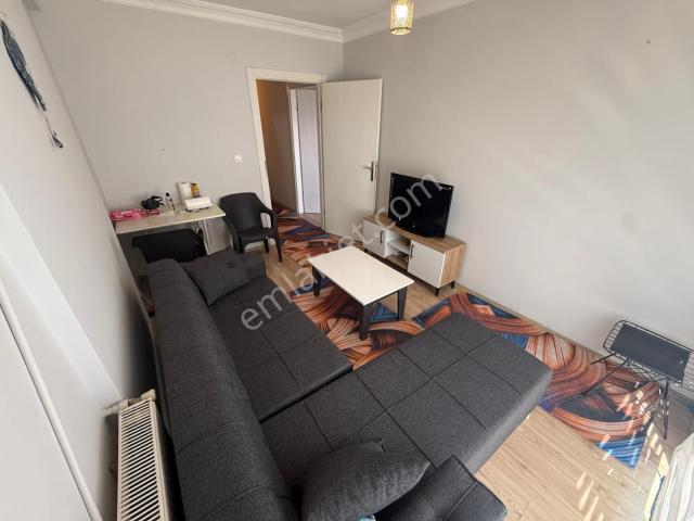 Dumlupınar'da Satılık 1+1 Temiz Eşyalı Daire
