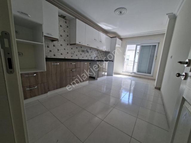 Dünyagöze Yakın Karşı Yaka Mh 3+1 Daire 2 Kat 160 M2 Asansörlü