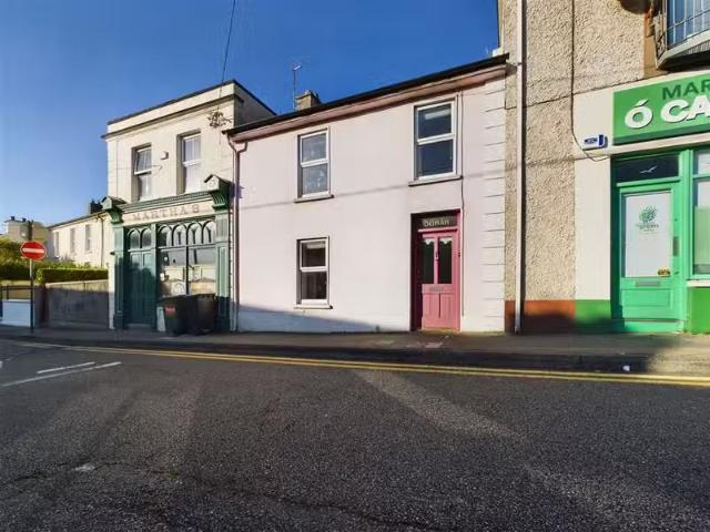 Dunan, 26 Queen Street, Tramore, Waterford