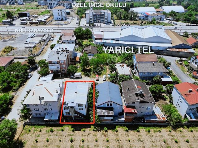 Dündar Gayrimenkul'den Yarıcı Tel Arkası Müstakil Üç Katlı Ev