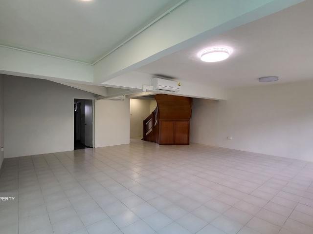 Dunearn Road D11, Apartment